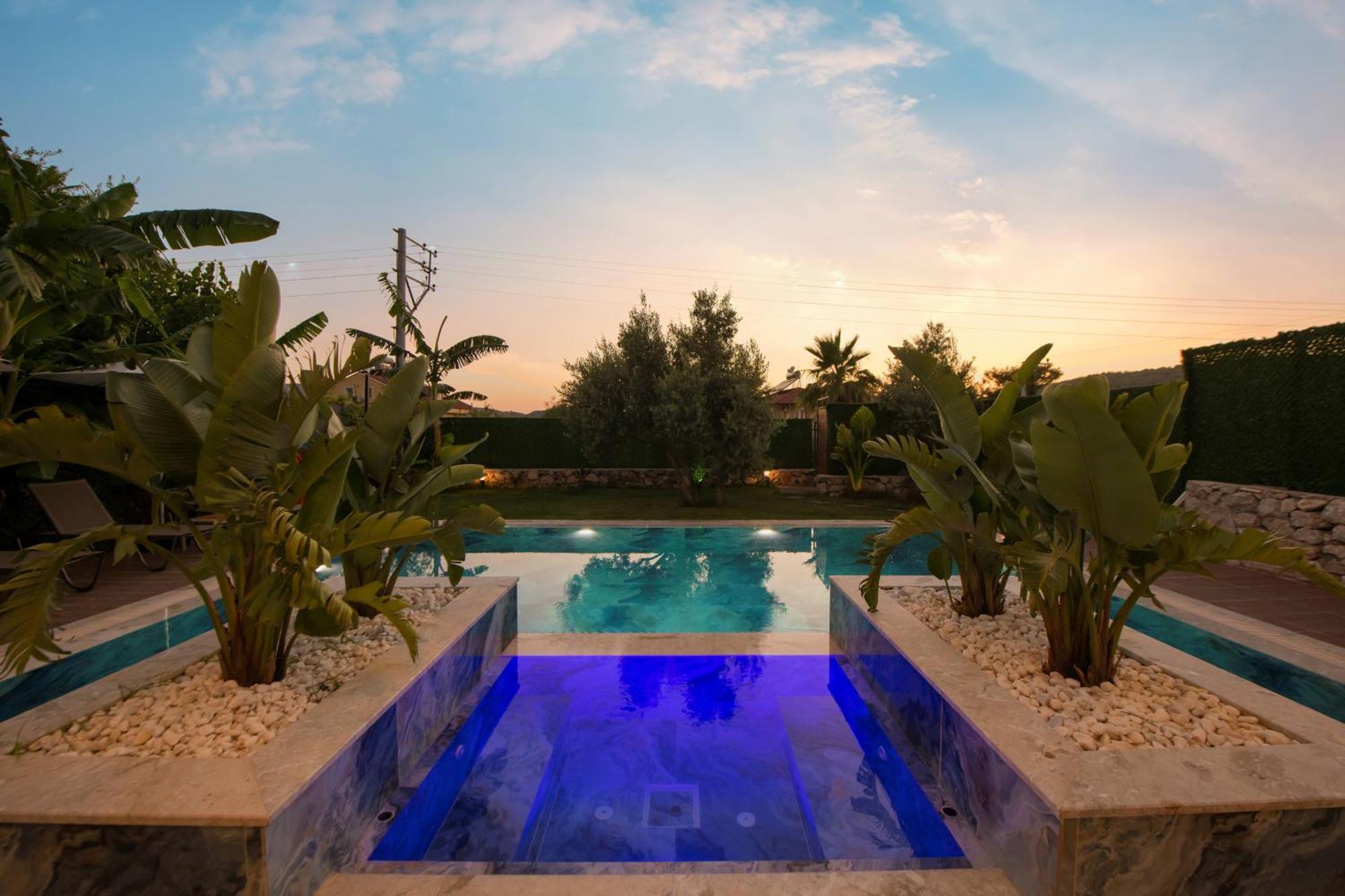 Villa Carya Oeluedeniz Фетие Екстериор снимка