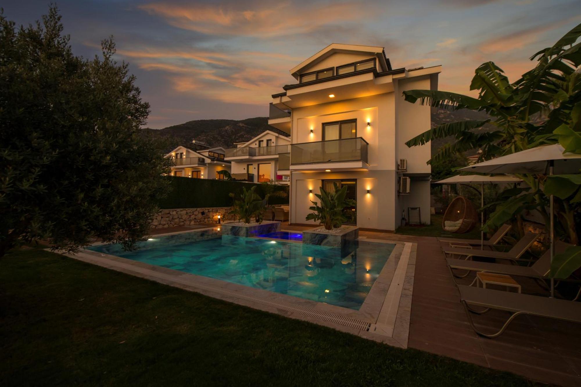 Villa Carya Oeluedeniz Фетие Екстериор снимка